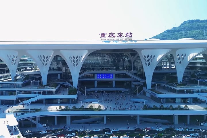 Foi inaugurada uma das maiores estações de trem de alta velocidade do mundo, com impressionantes 1,22 milhão de metros quadrados!