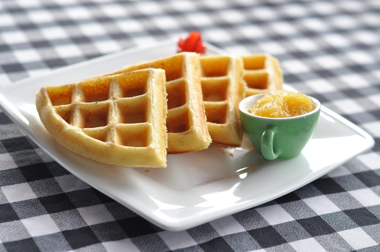 Na década de 1800, esse alimento tornou-se popular na América. Assim, as festas de waffle se transformaram em um evento social comum.
