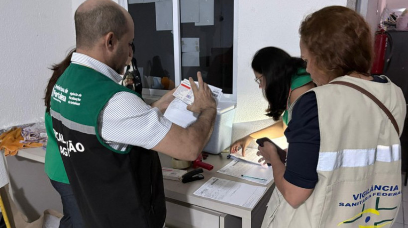Empresa foi fiscalizada após mandado judicial permitir a entrada de agentes da Anvisa, Sesa e Agefis nesta sexta-feira, 15
