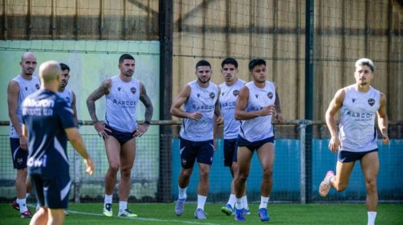 Clube diz que o problema se deve a um processo de atualização da documentação enviada à organização do campeonato