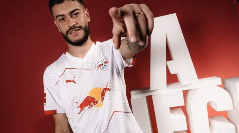 Jogador se destacou com a camisa do Göztepe, da Turquia, pelo qual marcou 17 gols e deu 10 assistências na temporada passada