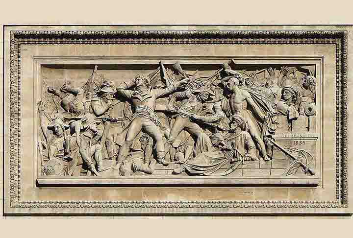 Em um friso estão esculpidas cenas de guerras travadas pelo império de então, como a ilustração Captura de Alexandria.
