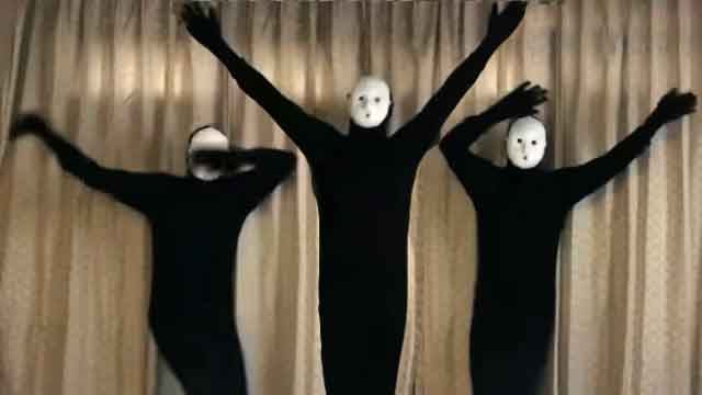 Suas influências literárias incluem Hideo Yokoyama, Gosho Aoyama, e figuras como Edogawa Ranpo, todas vinculadas a universos perturbadores e recheados de segredos. 
