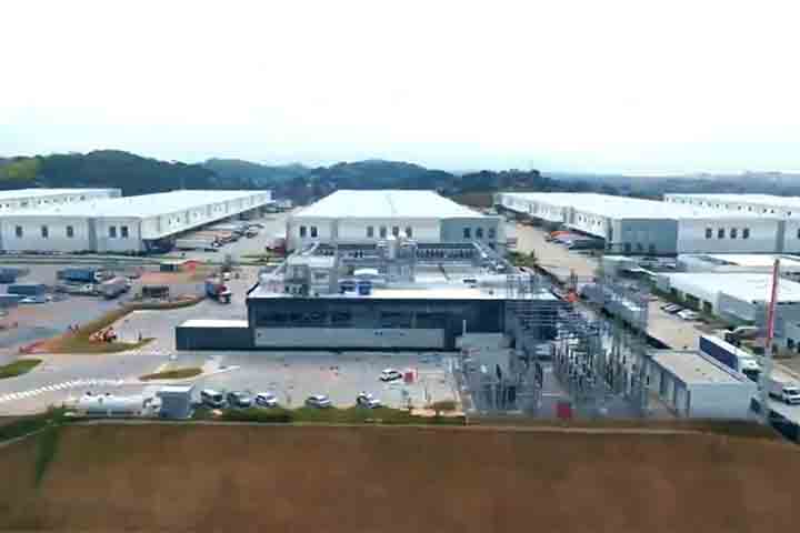 Eles vão abrigar infraestrutura voltada ao treinamento de modelos de inteligência artificial de grande porte, como o ChatGPT.  
