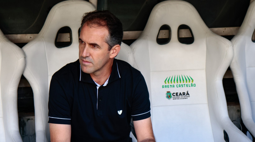 Léo Condé terá alguns desfalques para o jogo do Ceará diante do Bahia, pela Série A. 
