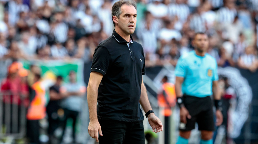 Ap&oacute;s empate por 0 a 0 diante do Gr&ecirc;mio, fora de casa, o t&eacute;cnico L&eacute;o Cond&eacute; destacou a consist&ecirc;ncia do Cear&aacute; em um duelo dif&iacute;cil