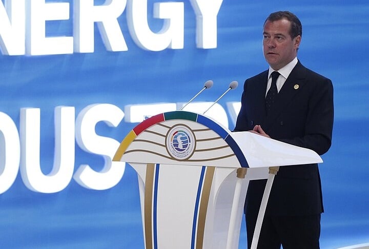 Além de ex-presidente, Medvedev é o atual vice do Conselho de Segurança da Rússia.