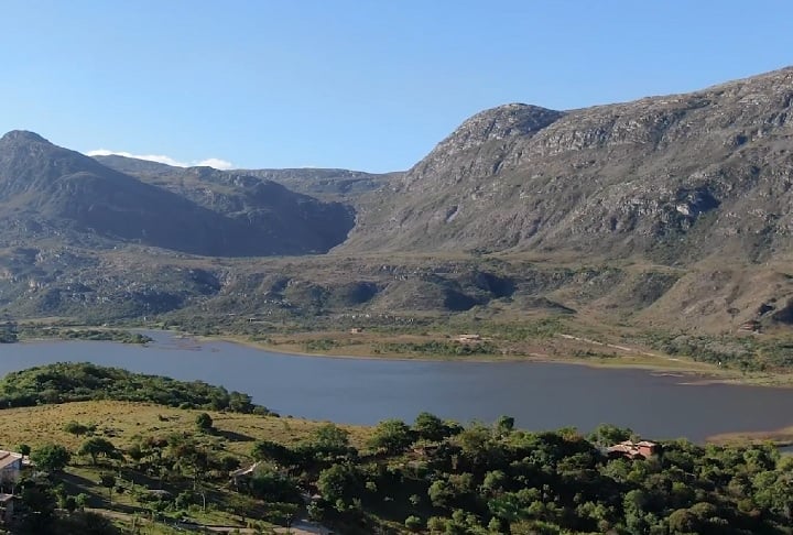A Serra é uma das regiões naturais mais conhecidas e visitadas do estado de Minas Gerais.