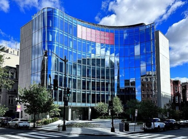 Lucas se aprofundou na área estudando na Universidade do Sul da Califórnia (USC), onde fez amizade com outros cineastas notáveis, como Steven Spielberg e Francis Ford Coppola.