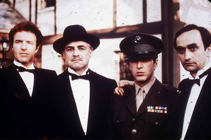 O Poderoso Chefão (1972) foi indicado a 11 Oscars, dos quais ganhou três: Melhor Filme, Melhor Ator (Marlon Brando) e Melhor Roteiro Adaptado.