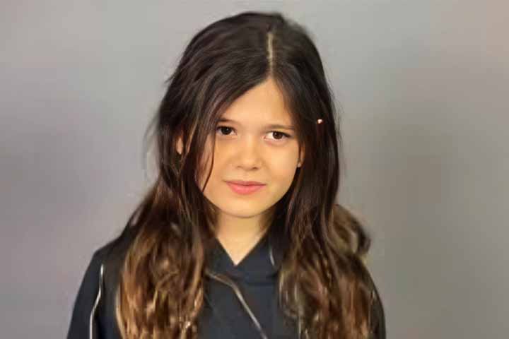 Produtores destacam seu timing cômico impecável - qualidade essencial para equilibrar o humor de Lavender. A jovem atriz disse enxergar a personagem como símbolo de coragem.