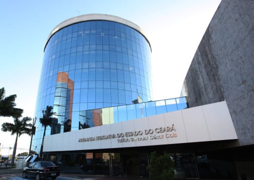 Como o recesso de fim de ano afeta Legislativo, Judici&aacute;rio e Executivo no Cear&aacute;