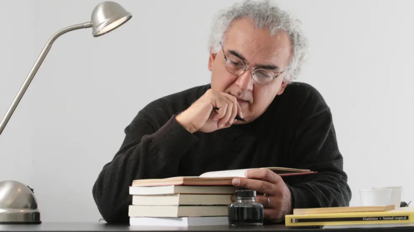 Primeiro imortal amazonense, Milton Hatoum ocupa a 6ª cadeira do Quadro dos Membros Efetivos da Academia Brasileira de Letras