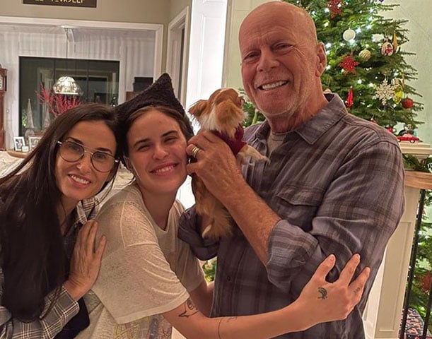 Demi Moore mantém a amizade com ele e se relaciona bem com a atual esposa do ator. Ela continua frequentando a casa do ex-marido.

