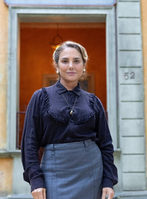 Em 2025, a atriz está encarando o desafio de interpretar a primeira vilã de sua carreira na novela das 18h Êta Mundo Melhor! da TV Globo.