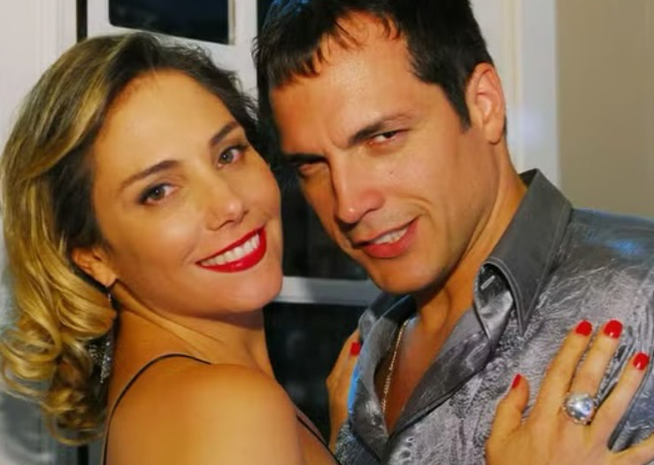 Heloísa também atuou em novelas. Em 2009, Heloísa estreou ao interpretar Taís Helena em Cama de Gato, a melhor amiga da protagonista.
