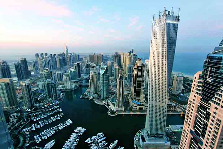 Os altos custos de manutenção, competição intensa na Dubai Marina e limitações práticas causadas pela estrutura torcida, que reduz a flexibilidade do uso interno, são os maiores motivos de sua baixa ocupação. Com isso em mente, conheça a lista dos dez maiores prédios de Dubai!