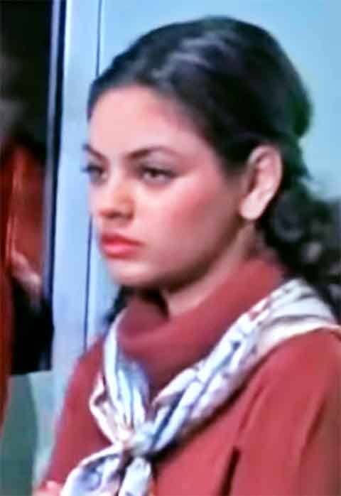 Desde cedo, ela demonstrou interesse pelas artes cênicas, iniciando sua trajetória artística aos 14 anos, quando conseguiu seu primeiro papel na televisão.
