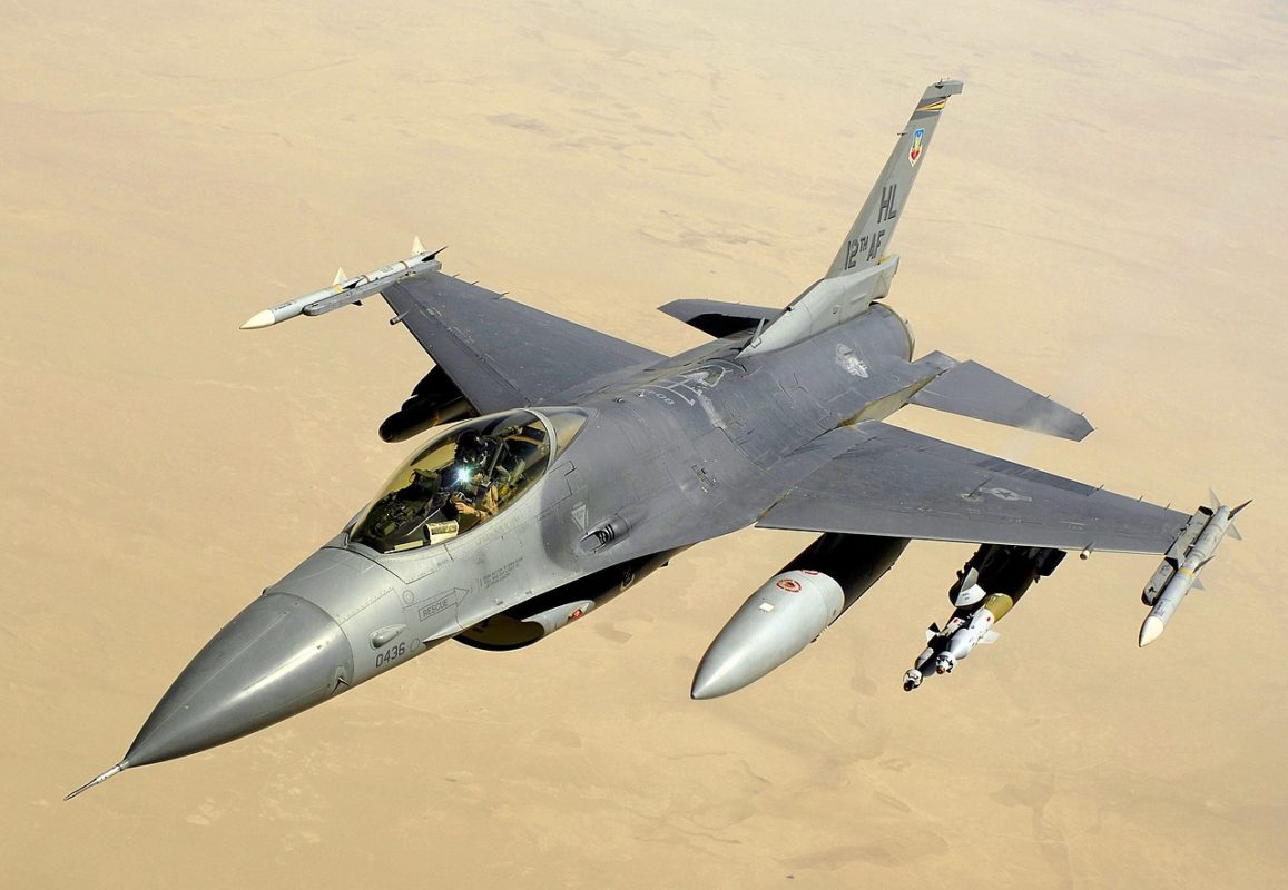 9º) Turquia (1.069 aeronaves): A Força Aérea Turca é a segunda mais antiga dos países membros da OTAN. Sua frota inclui caças F-16 Fighting Falcon (foto), F-4E Phantom II e F-35 Lightning II.