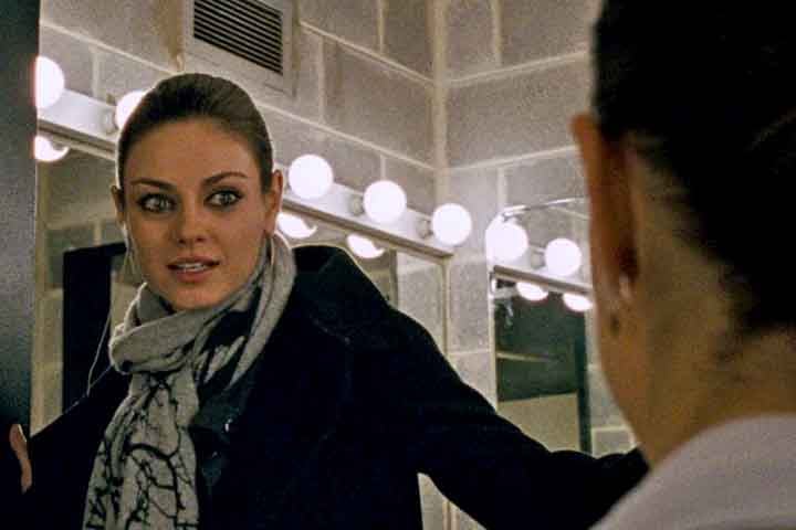 Em entrevista à revista “Vogue”, a atriz Mila Kunis revelou os desafios físicos a que se submeteu durante a preparação para seu papel no filme “Cisne Negro”, sucesso em 2010. 
