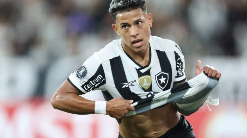 Centroavante retorna de lesão, e jovem atacante foi testado por Ancelotti para a decisão desta quinta-feira, na altitude de Quito