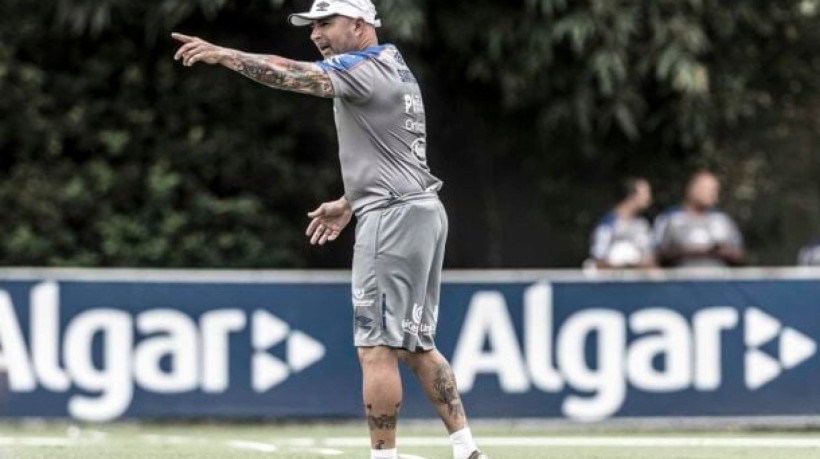 Peixe informou que não poderia atender as exigências do treinador e encerrou as conversas. Clube faz reunião com Juan Pablo Vojvoda