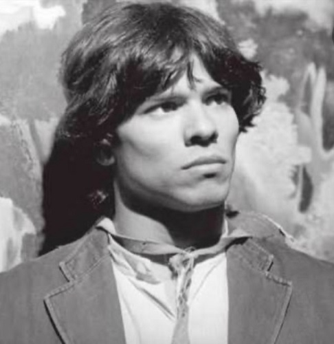 No entanto, foi em 1985 que ele ganhou destaque, no papel de João Ligeiro na icônica novela Roque Santeiro.