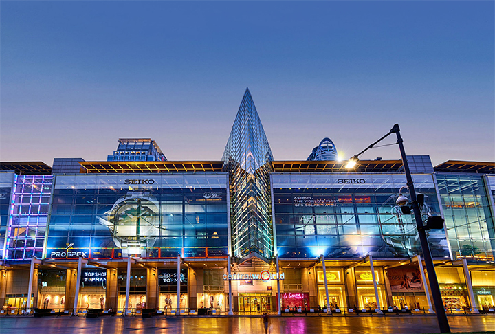 Central Word (Bangkok, Tailândia) - O empreendimento começou a funcionar em 2006, mas quatro anos depois um incêndio interrompeu seu funcionamento até 2012, quando a sua reforma foi concluída. 