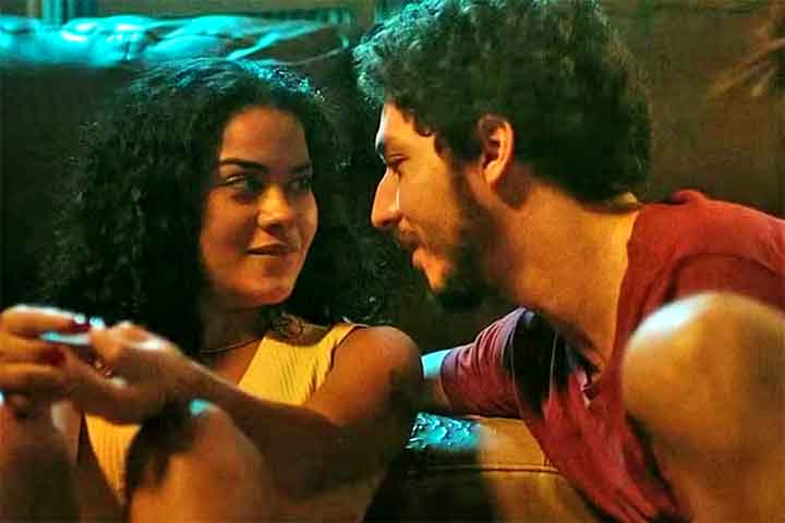 No thriller dirigido por Bruno Bini, ela interpreta uma enfermeira que vive em uma comunidade. O filme marca também a estreia do cantor Xamã no cinema. 
