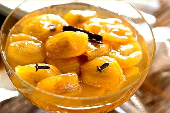 O cajá-manga diminui a inflamação por conter quercetina, um flavonoide que regula a liberação e ação de compostos inflamatórios no organismo, como interleucinas e fator de necrose tumoral alfa e óxido nítrico.