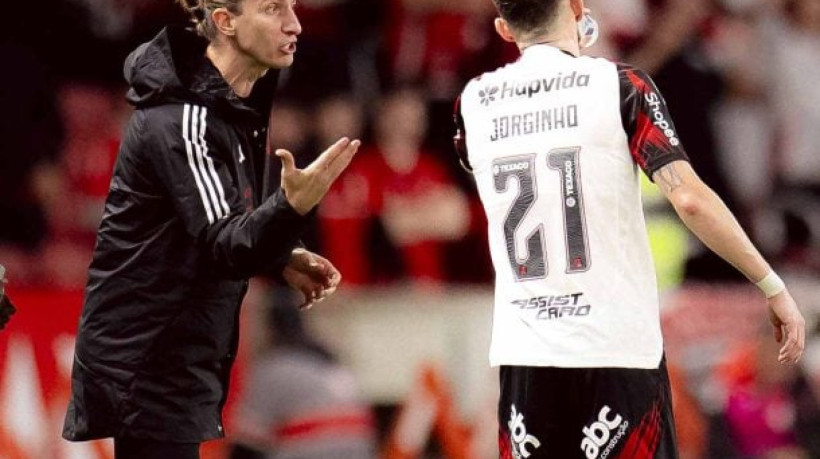 Rubro-Negro voltou a vencer o Internacional e garantiu vaga nas quartas de final da Libertadores