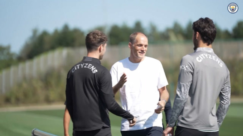 Thomas Tuchel visita treino do Manchester City