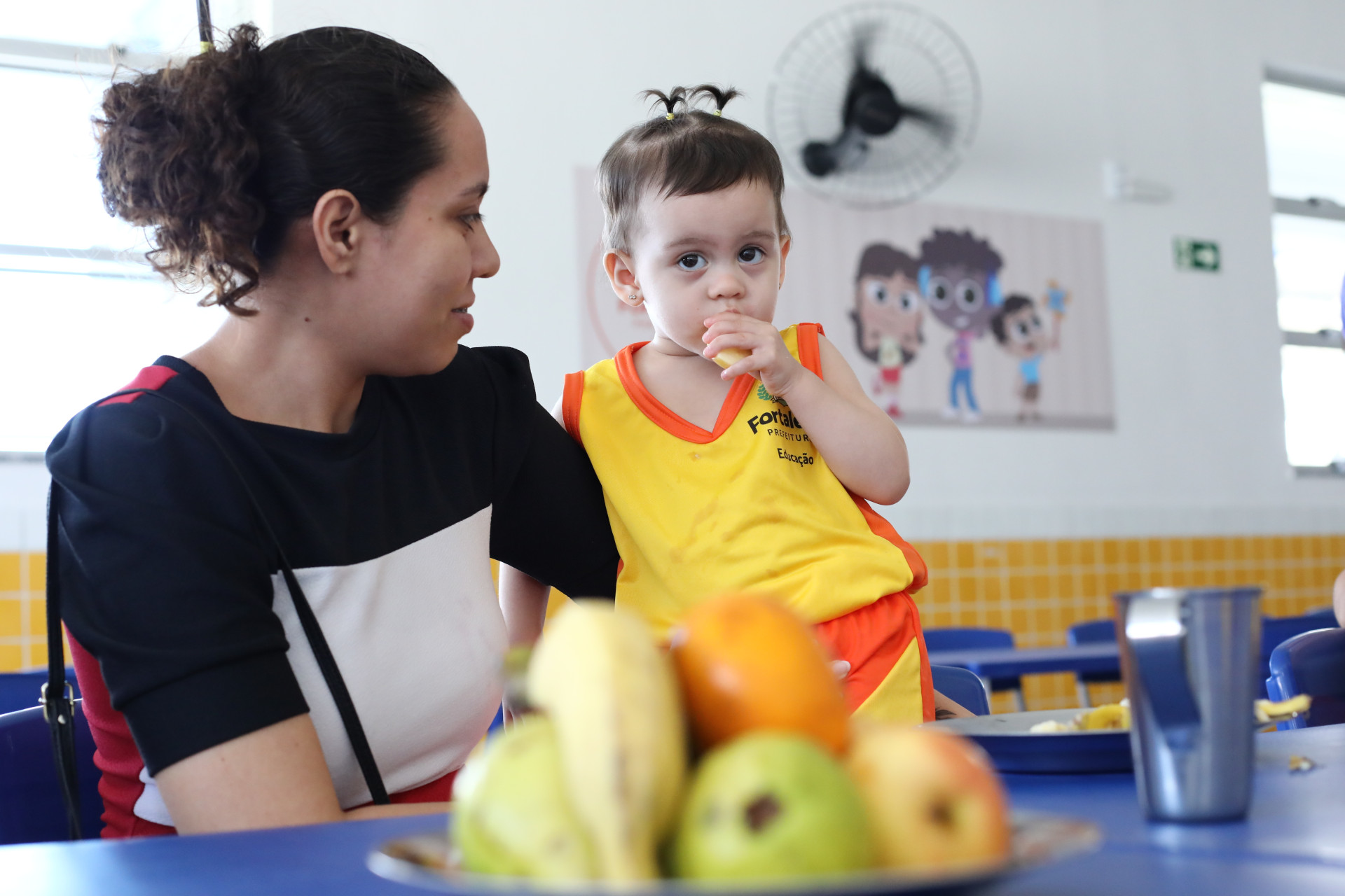 Creche dispõe de berçário, refeitório e espaços para brincadeiras das crianças