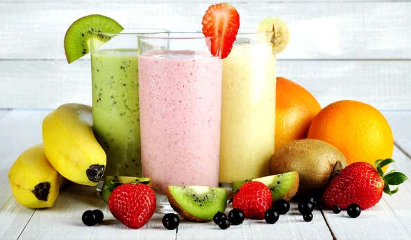 O mel é um prebiótico muito potente que nutre as bactérias boas que vivem no organismo. Facilita a digestão e ajuda a regular o intestino. Pode ser batido com frutas para vitaminas.