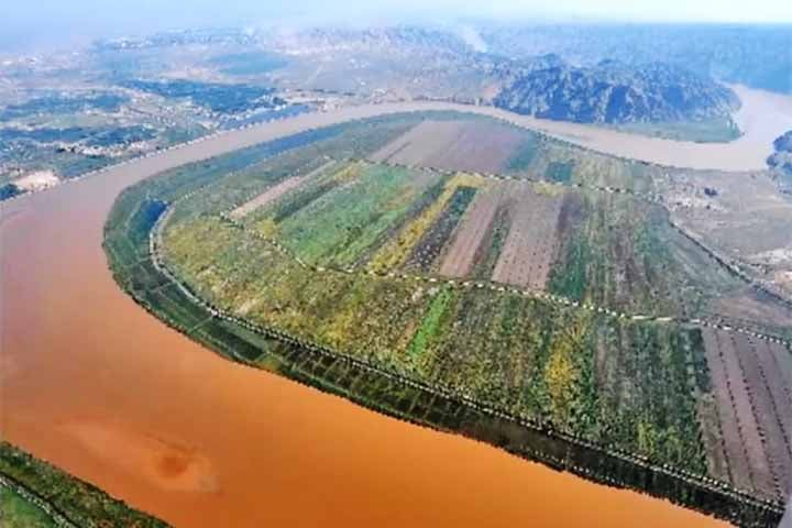 Essas civilizações pioneiras desenvolveram práticas agrícolas, a domesticação de animais e avanços na cerâmica e na metalurgia.