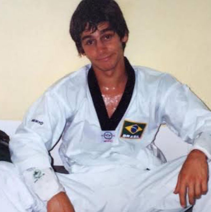 Murilo sonhava em disputar os Jogos Olímpicos e representou o Brasil no mundial da juventude em Santander, Espanha, em 1990. Também competiu na Copa do Mundo da modalidade em Madri, onde perdeu a disputa pelo bronze para um atleta dos Estados Unidos.
