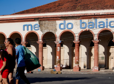 Local é conhecido como Solar dos Sombras e serviu de locação para vários espaços, como o Mercado Balaio, Caixa Econômica Federal e o Supermercado Cobal 