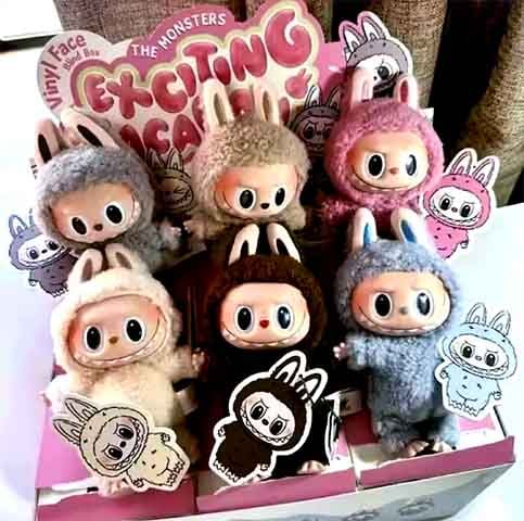 Apesar dessa recomendação, os monstrinhos também ganharam grande popularidade entre o público infantil. 
