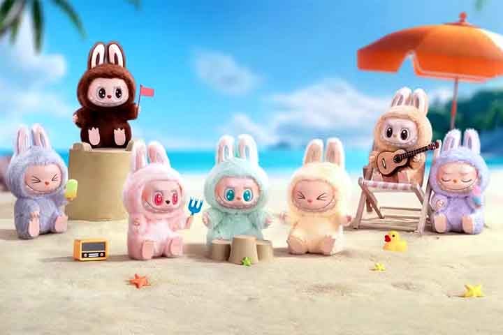 Embora tenha sido criado por Kasing Lung no início de 2010, o personagem Labubu ganhou projeção internacional a partir de 2018, justamente quando começou a ser produzido em larga escala pela Pop Mart. 
