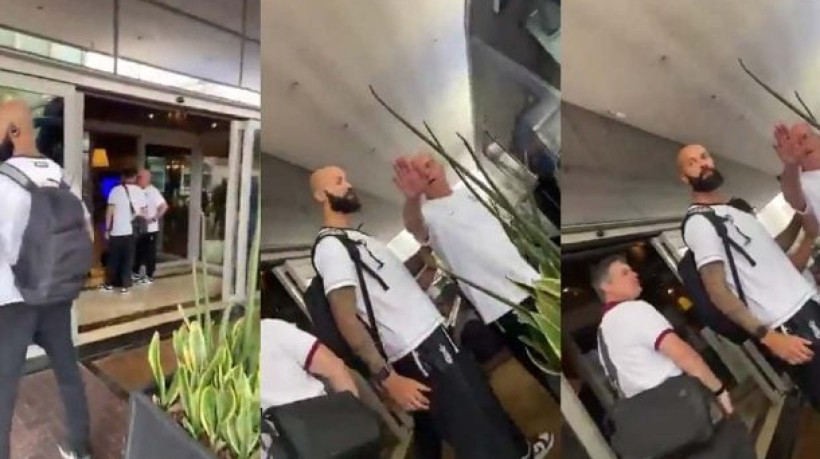 Osni Fernando Luiz, conhecido como 'Cicatriz', registrou o bate-boca com o treinador do Timão na saída da delegação para São Januário