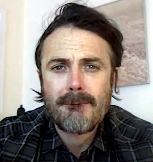 Entretanto, as consequências da produção do documentário foram graves. Casey Affleck foi acusado de assédio pela produtora Amanda White e pela diretora de fotografia Magdalena Górka.