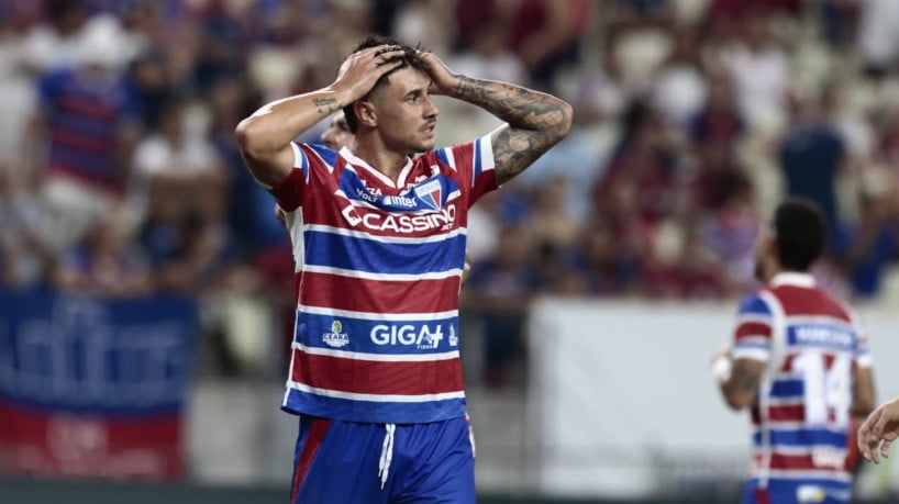 Bareiro, atacante do Fortaleza, pediu desculpas após rebaixamento do clube 