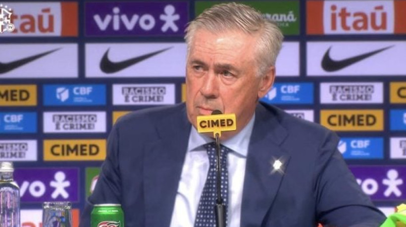 Treinador da Seleção Brasileira anunciou os nomes, nesta segunda-feira, na sede da CBF, para duelos contra Chile e Bolívia; veja a lista