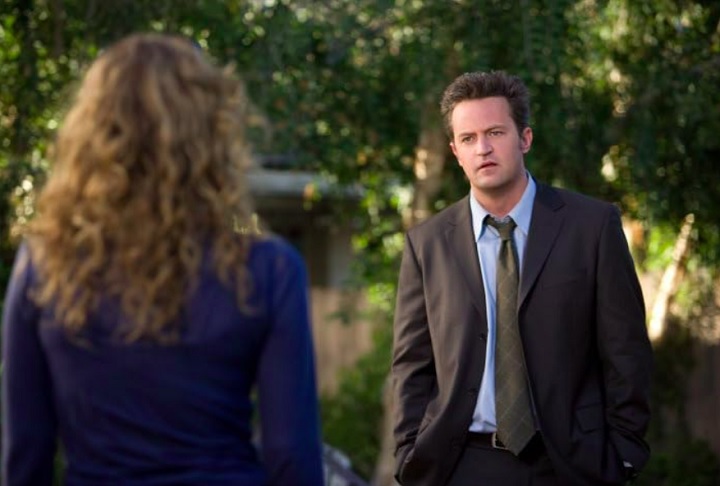 Além de Friends, Perry estrelou vários filmes, como E Agora, meu Amor? (1997), Meu Vizinho Mafioso (2000), ao lado de Bruce Willis, e 17 Outra Vez (2009 - foto).