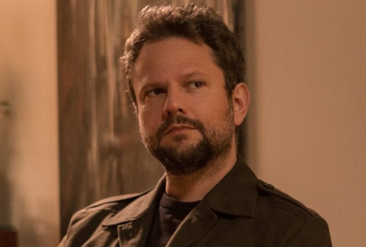 Selton Mello – Ator e diretor premiado em filmes e séries, encarnou personagens marcantes no cinema nacional, como o Chicó, de “Auto da Compadecida”, e João Estrella, em “Meu Nome Não é Johnny”. 
