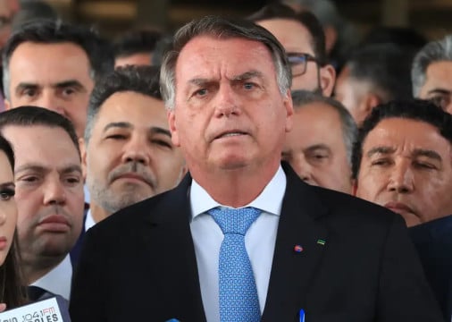 Bolsonaro cumpre pena de 27 anos e tr&ecirc;s meses na Superintend&ecirc;ncia da Policia Federal desde o dia 25 de novembro.