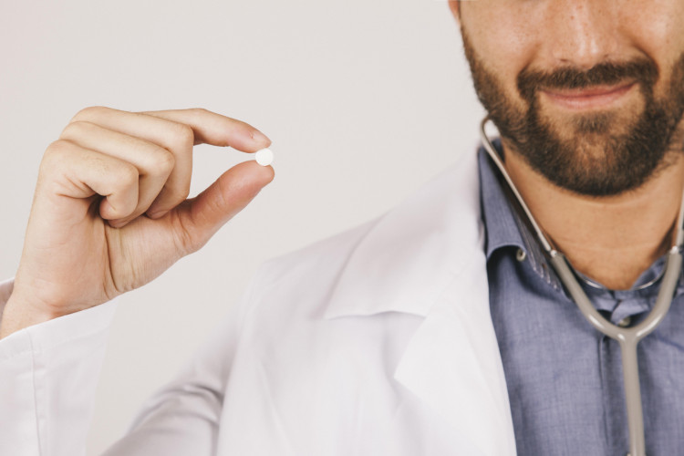 A doxiciclina é um antibiótico de amplo espectro e pode ser uma estratégia com a sífilis, uma infecção sexualmente transmissível