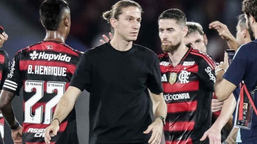 Rubro-Negro aplicou a maior e mais impiedosa goleada dos pontos corridos no triunfo por 8 a 0 sobre o Vitória, no Maracanã