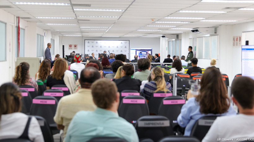 Registro do segundo dia do quarto julgamento dos PMs acusados pela Chacina da Grande Messejana, que deixou 11 mortos na madrugada de 12 de novembro de 2015