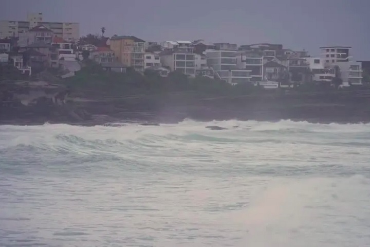 No início de julho, um ciclone bomba atingiu Sydney, na Austrália por dois dias consecutivos, causando grandes transtornos.